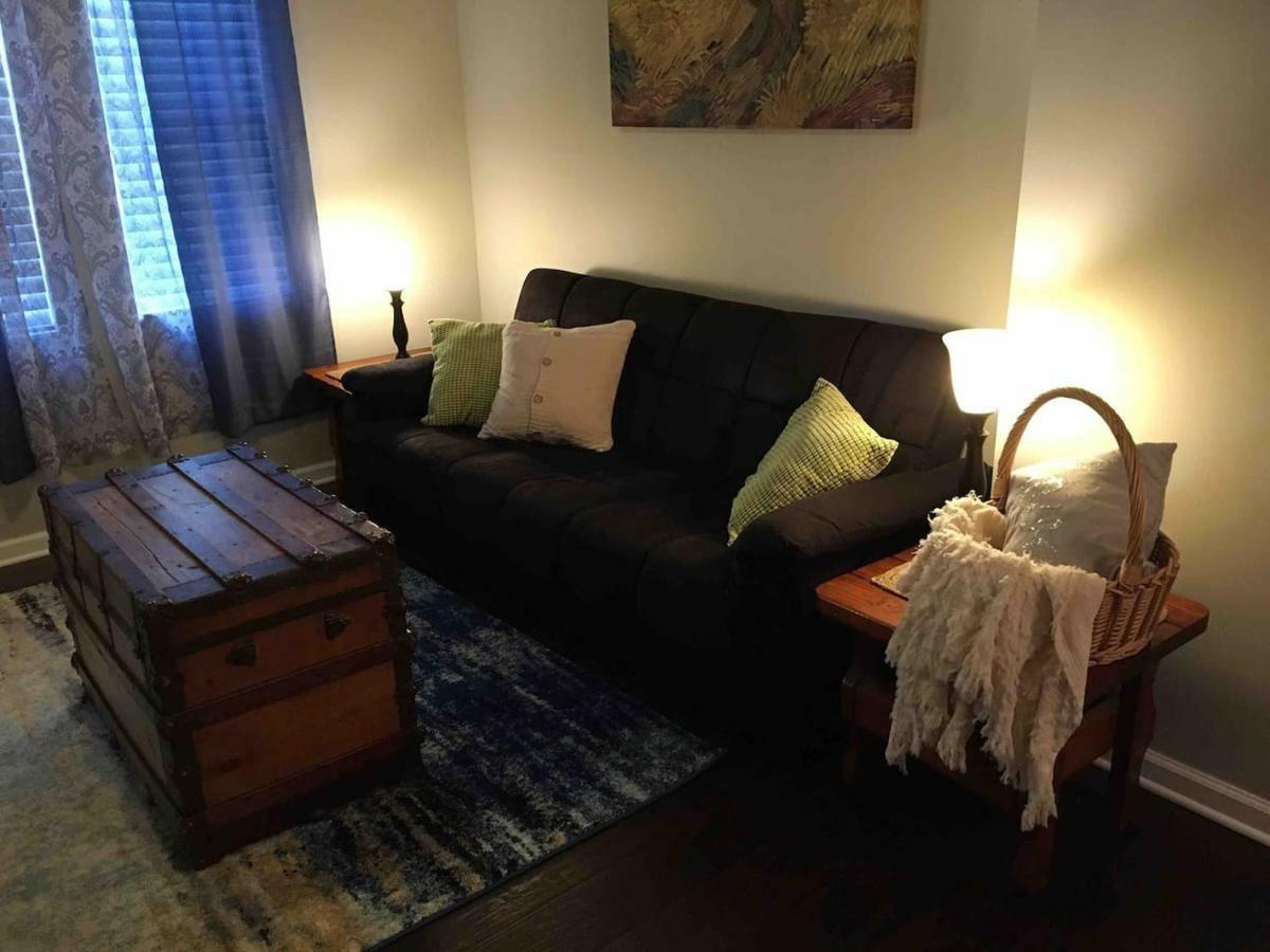 Charming Home In Friendly Neighborhood Lancaster Esterno foto